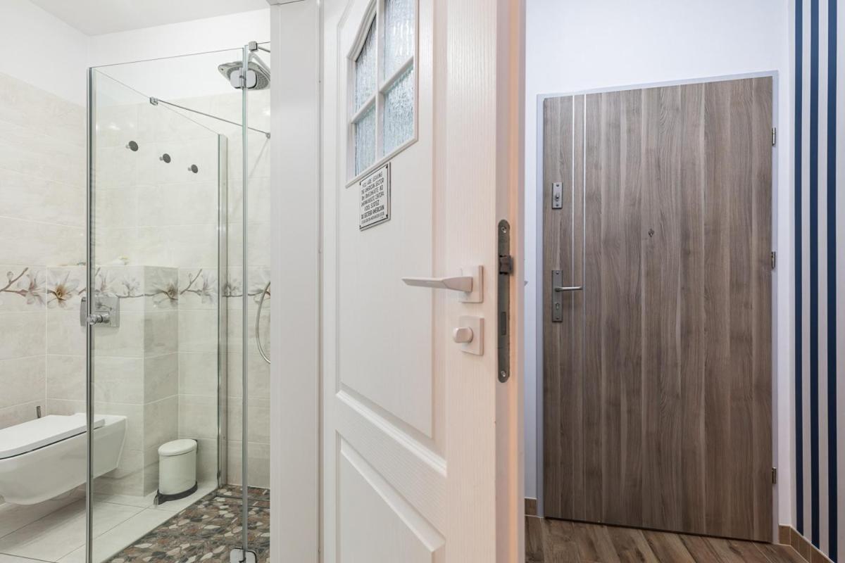 רבאל Apartament Holiday 8/25 מראה חיצוני תמונה